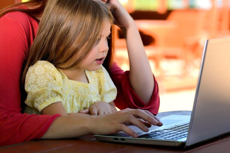 Computer Literacy For Kids A Computer Skills Teaching Guide